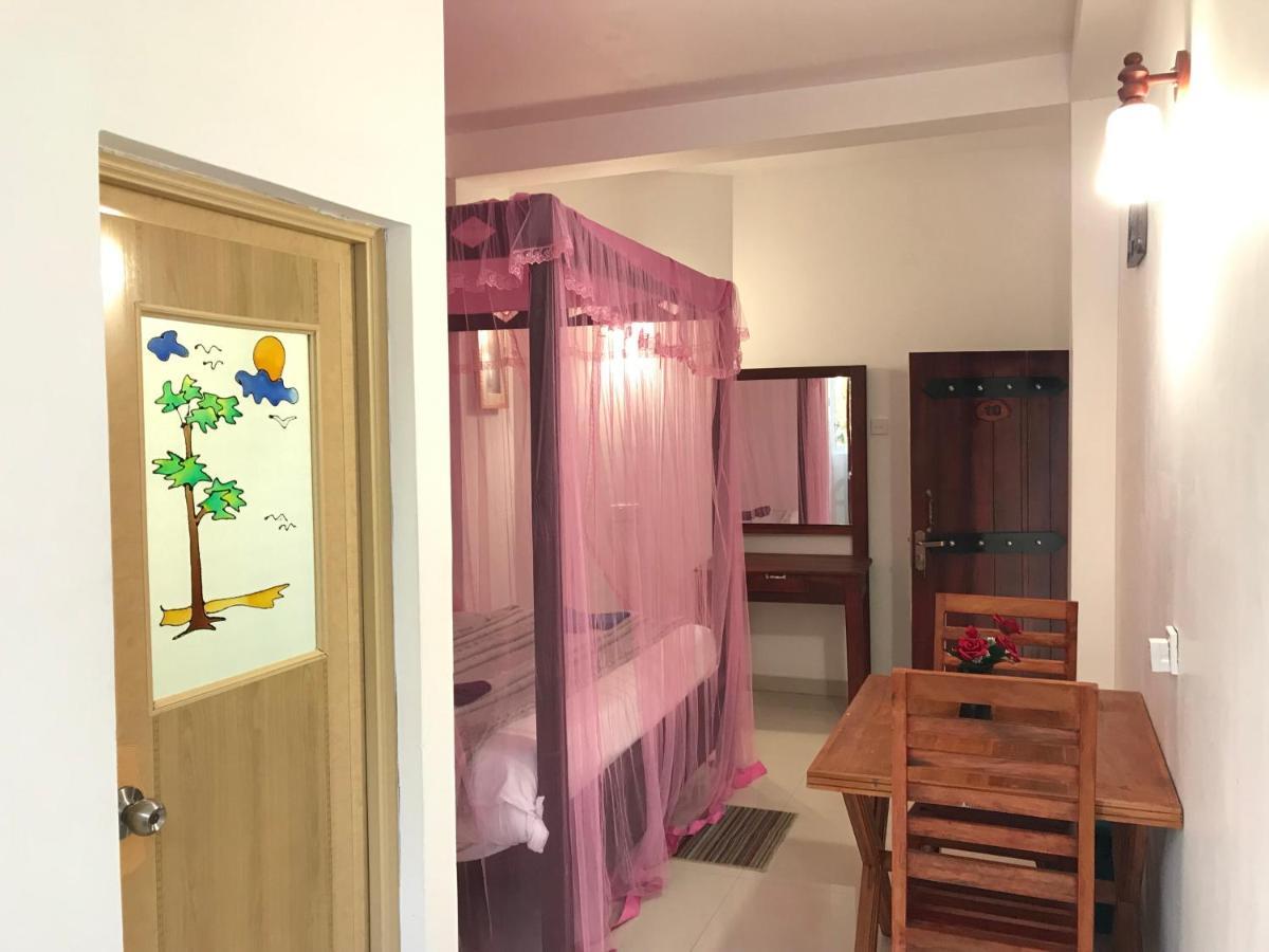 Adams Peak Inn 纳拉坦尼亚 外观 照片
