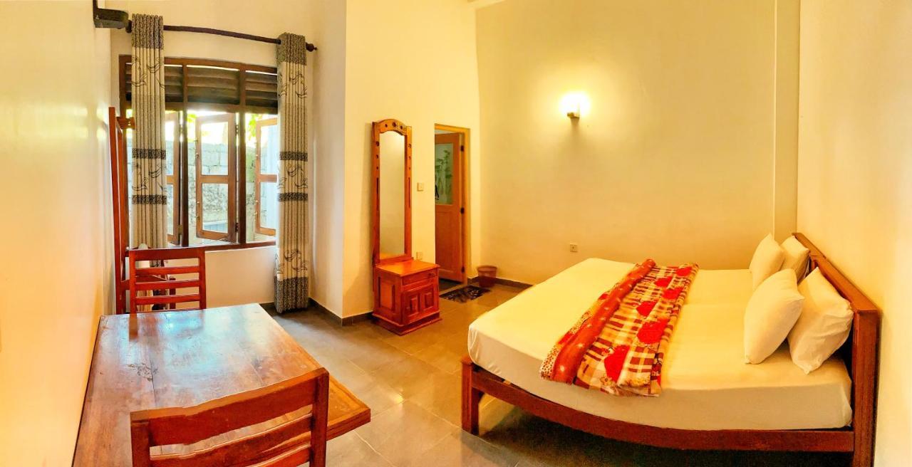Adams Peak Inn 纳拉坦尼亚 外观 照片