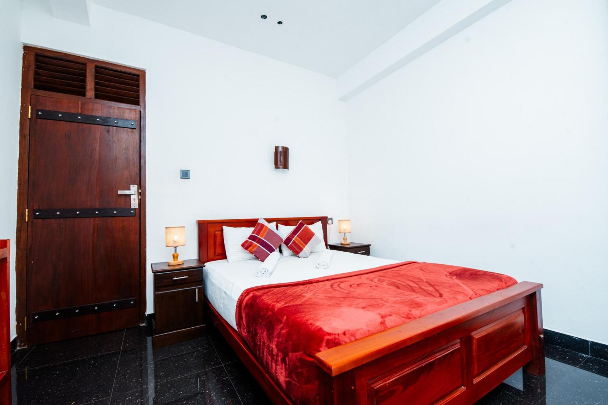 Adams Peak Inn 纳拉坦尼亚 外观 照片