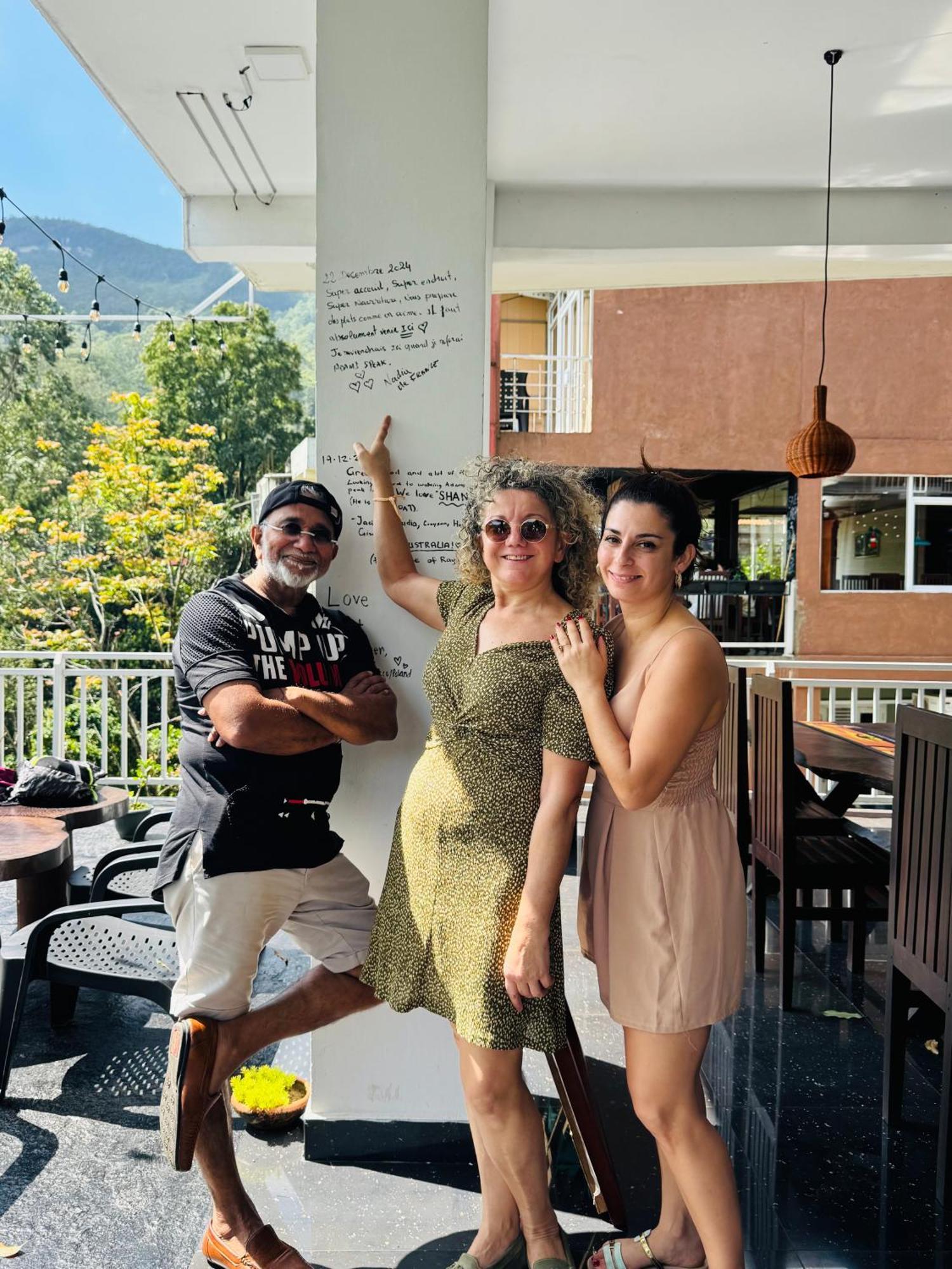 Adams Peak Inn 纳拉坦尼亚 外观 照片